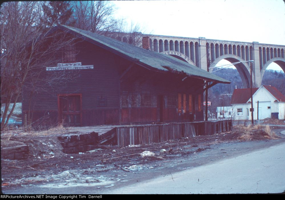 DL&W Freight house